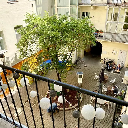Urban Jungle Old Town Air Conditioned Apartmán