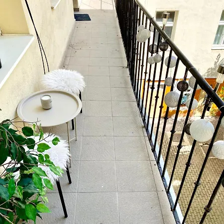 Apartmán Urban Jungle Old Town Air Conditioned *