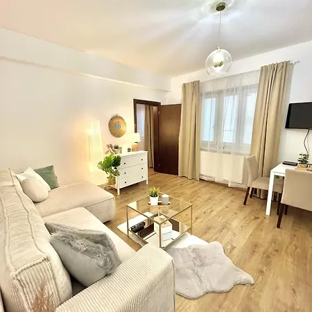 Urban Jungle Old Town Air Conditioned 公寓