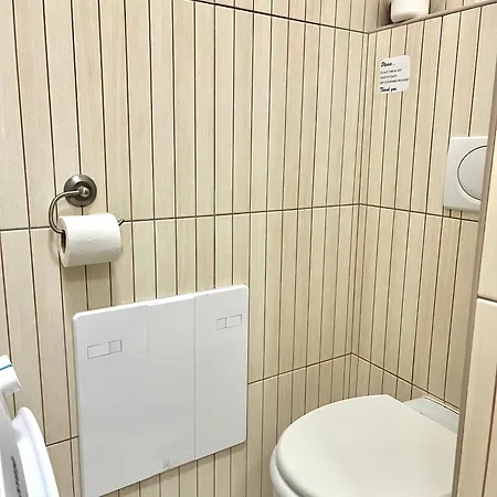 Urban Jungle Old Town Air Conditioned 公寓