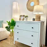 Urban Jungle Old Town Air Conditioned Apartman *