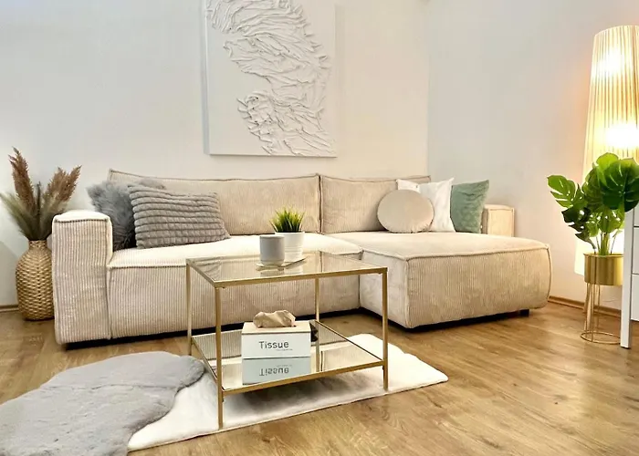 Urban Jungle Old Town Air Conditioned Apartament